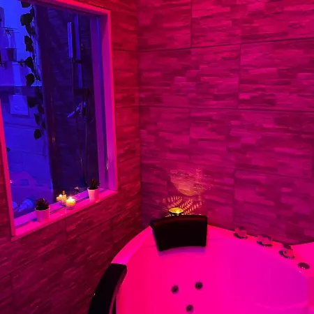 Cocorita Suites *